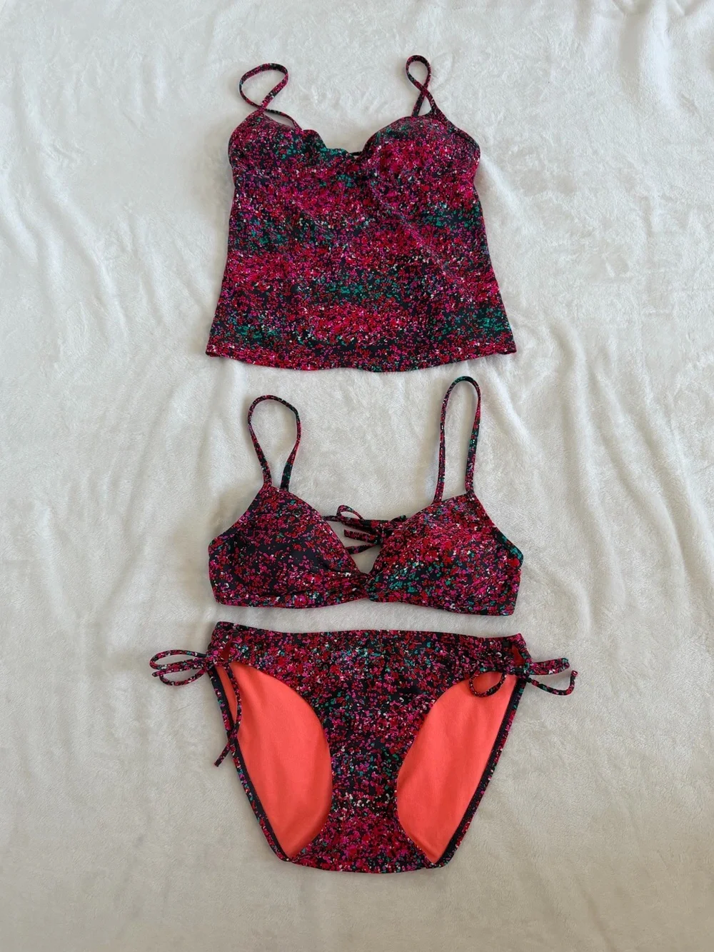 Athleta Size Medium Magenta Multi-Color Confetti Tankini & Bikini Set
